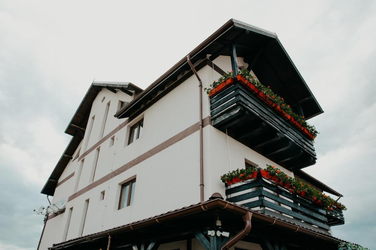 Popasul Transilvania 4* Piatra Fântânele