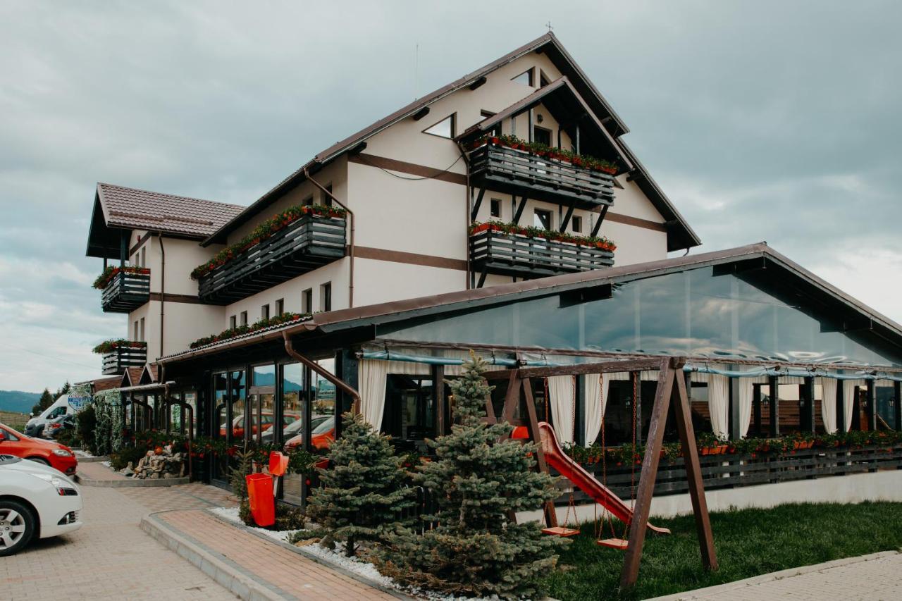 Popasul Transilvania 4* Piatra Fântânele